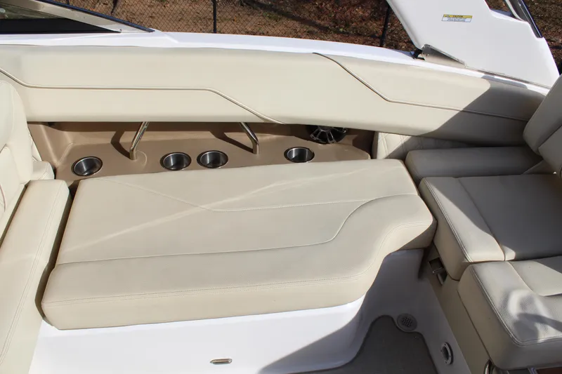 Slide: The Image of Regal LS4 Surf 2020 - 19