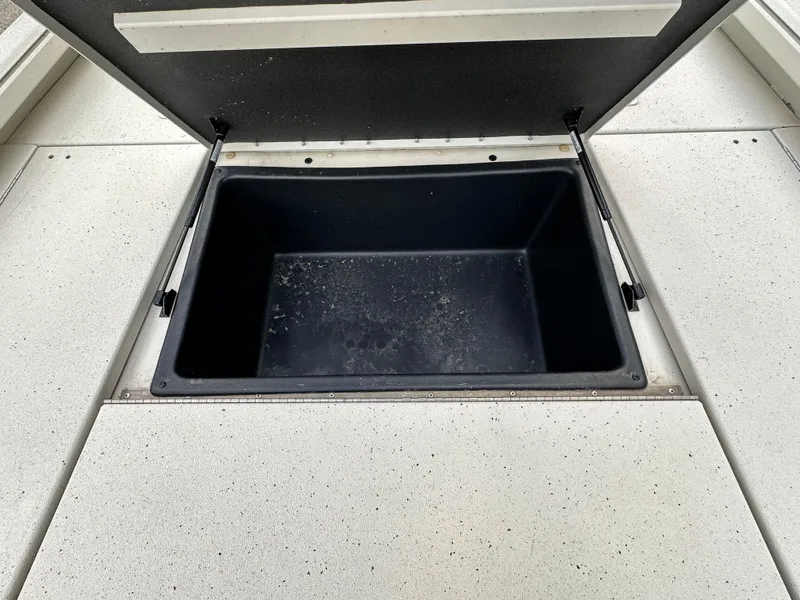 Slide: The Image of Ranger RB200 2023 - 10