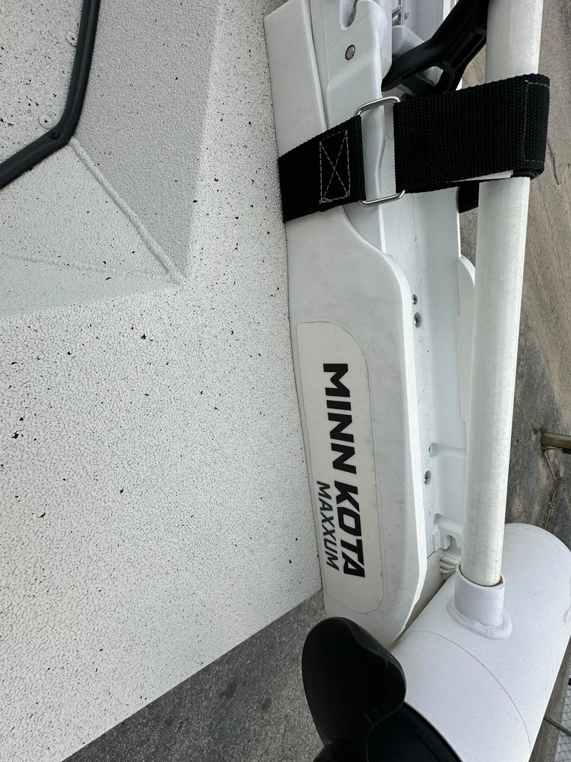 Slide: The Image of Ranger RB200 2023 - 14