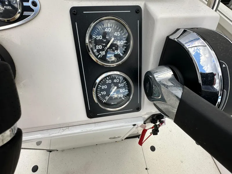 Slide: The Image of Ranger RB200 2023 - 17