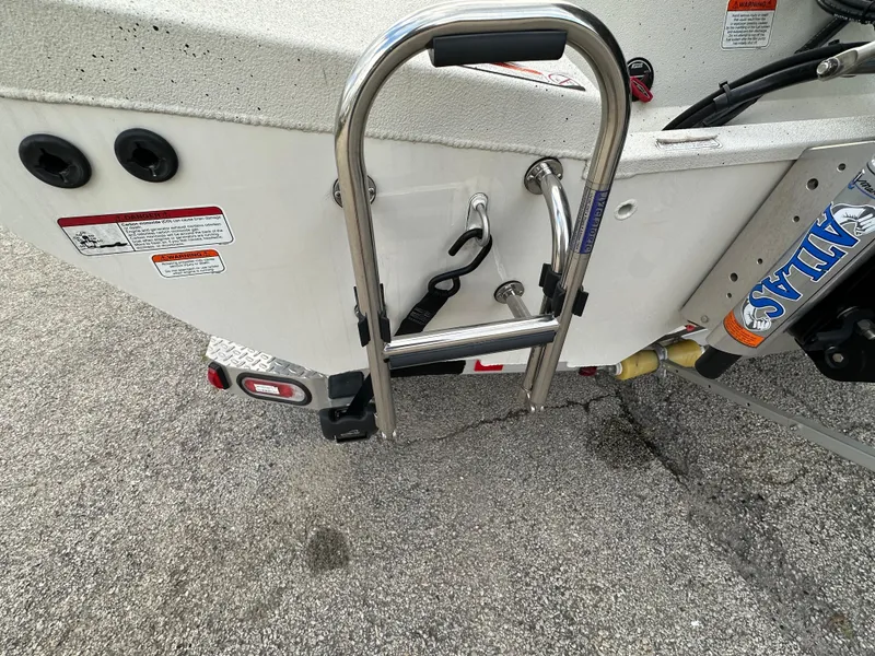 Slide: The Image of Ranger RB200 2023 - 25