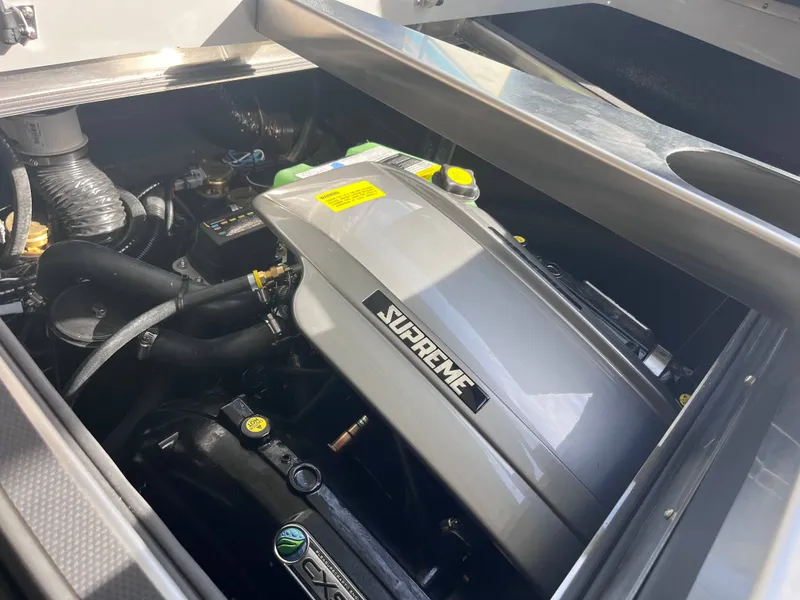 Slide: The Image of Supreme S240 2025 - 16