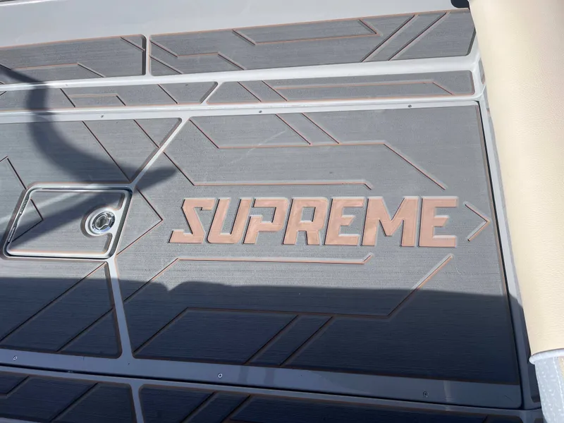 Slide: The Image of Supreme S240 2025 - 7