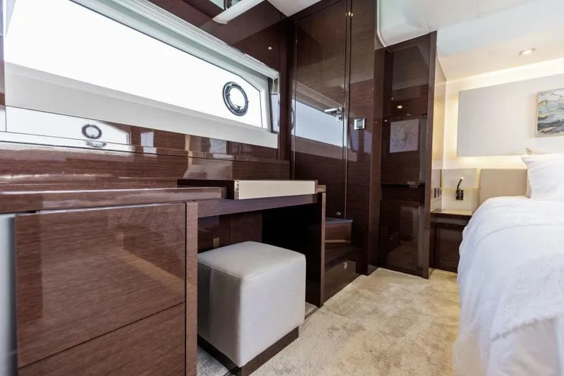 Slide: The Image of Master Stateroom - 30