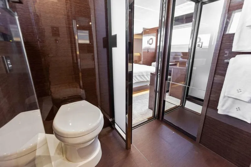 Slide: The Image of Master Head - 33