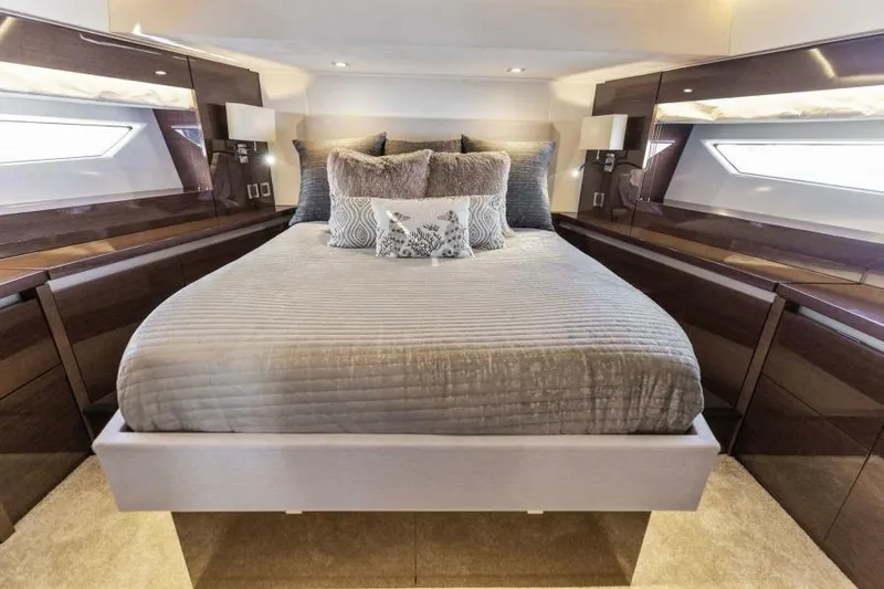 Slide: The Image of VIP Stateroom - 35