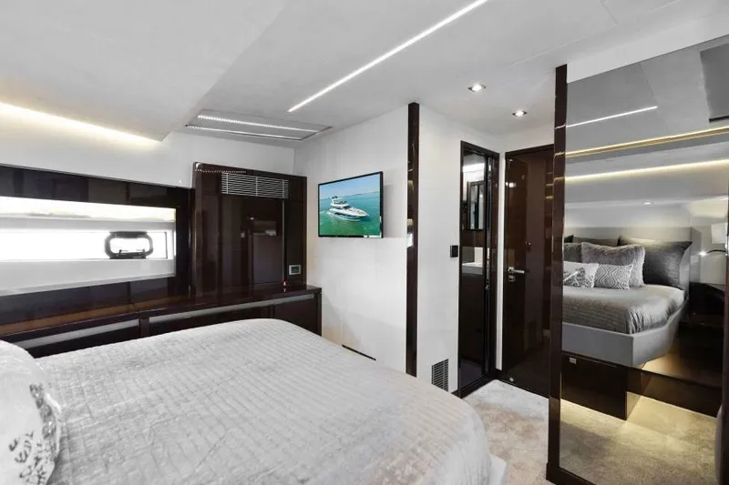 Slide: The Image of VIP Stateroom - 37