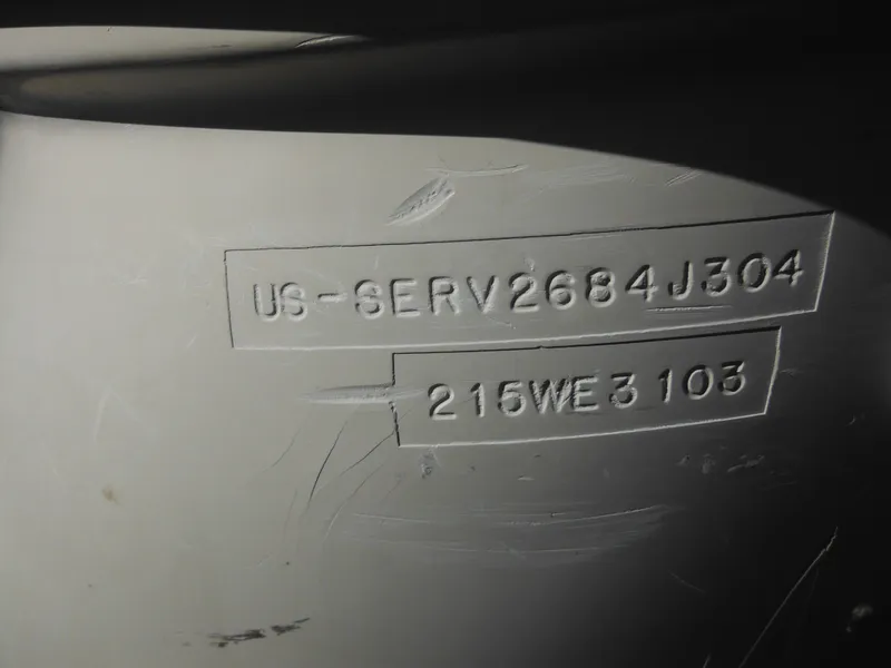 Slide: The Image of Hull identification number on 2004 Sea Ray 215 Weekender boat. - 11