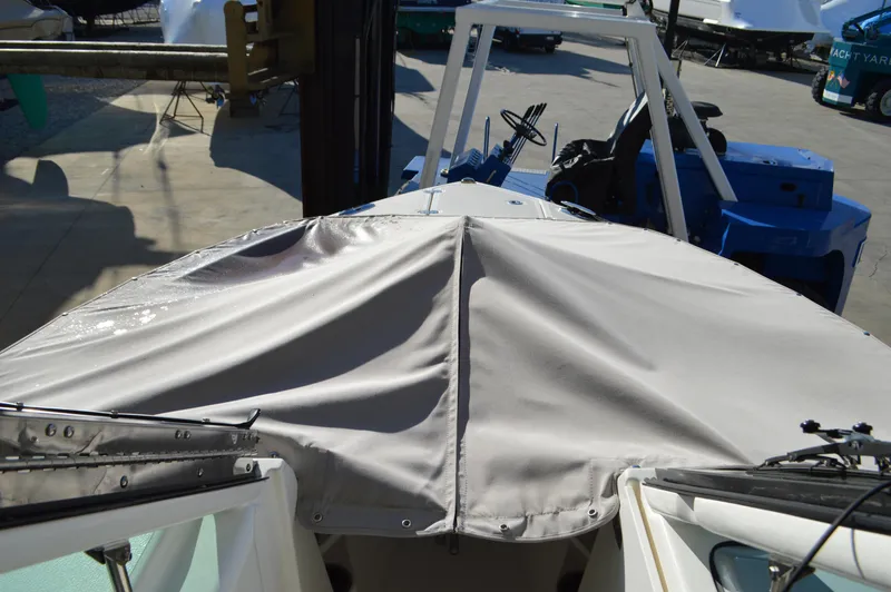 Slide: The Image of Pursuit 266 DC - Bow Cover - 9