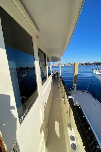 Slide: The Image of Hatteras 53 Motor Yacht 1973 - 57