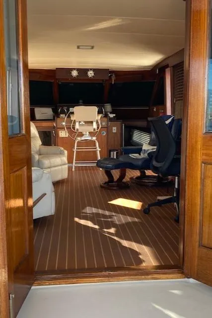 Slide: The Image of Hatteras 53 Motor Yacht 1973 - 59