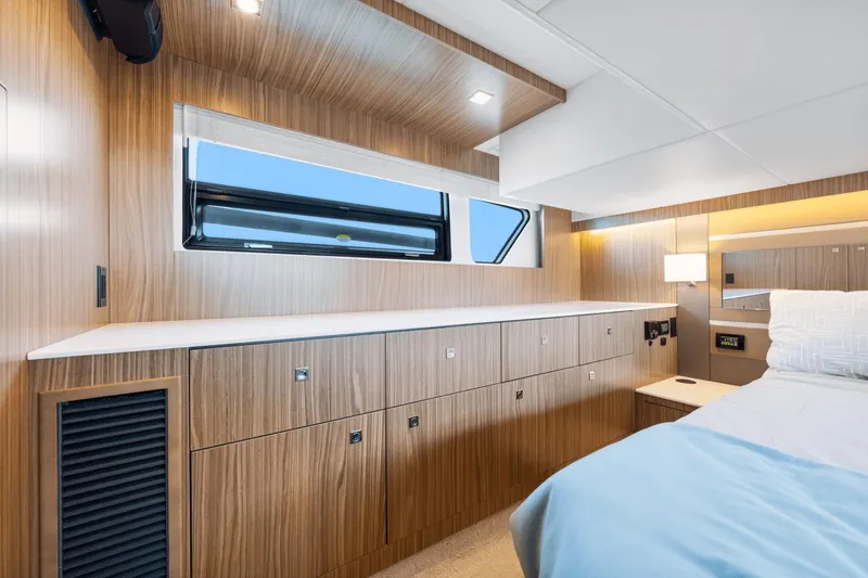 Slide: The Image of Cruisers Yachts 46 Cantius 2025 - 56