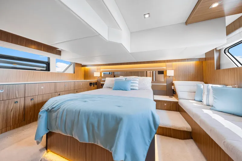 Slide: The Image of Cruisers Yachts 46 Cantius 2025 - 67