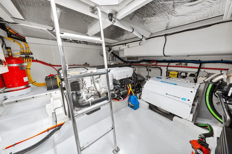 Slide: The Image of Cruisers Yachts 46 Cantius 2025 - 70