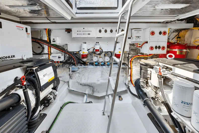 Slide: The Image of Cruisers Yachts 46 Cantius 2025 - 72