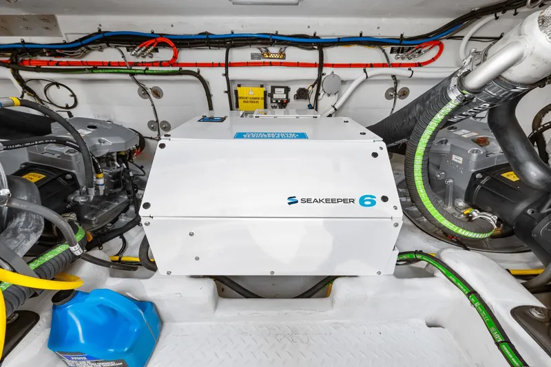 Slide: The Image of Cruisers Yachts 46 Cantius 2025 - 75