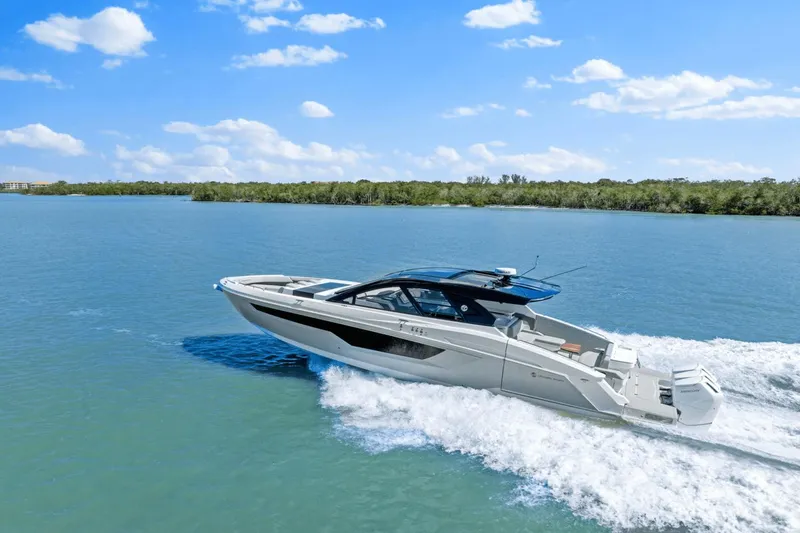 Slide: The Image of Cruisers Yachts 50 GLS 2025 - 5