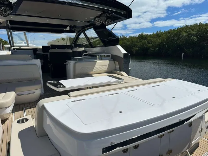 Slide: The Image of Cruisers Yachts 50 GLS 2025 - 66