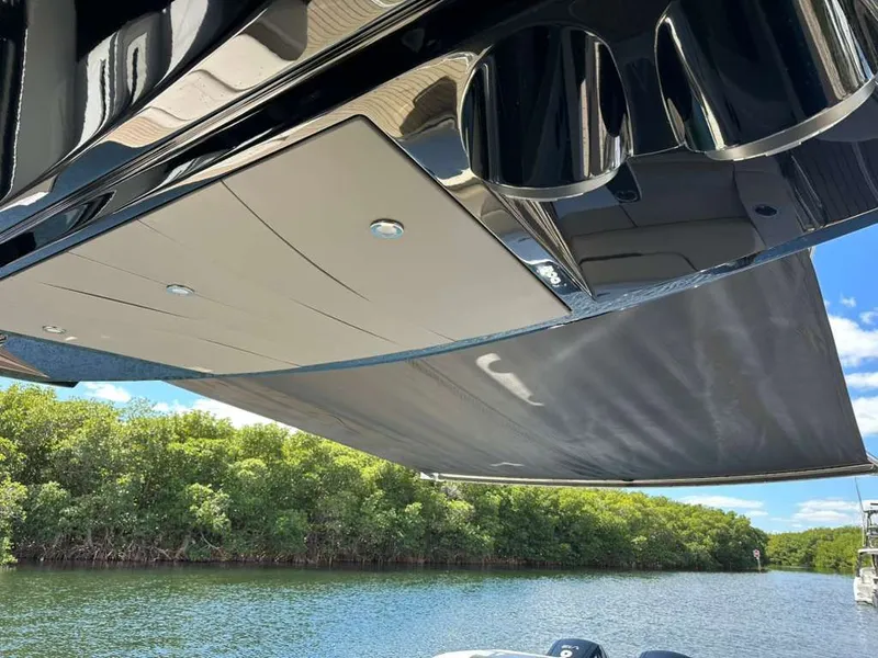 Slide: The Image of Cruisers Yachts 50 GLS 2025 - 71