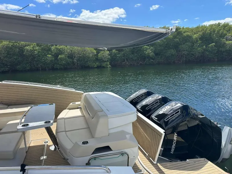 Slide: The Image of Cruisers Yachts 50 GLS 2025 - 77