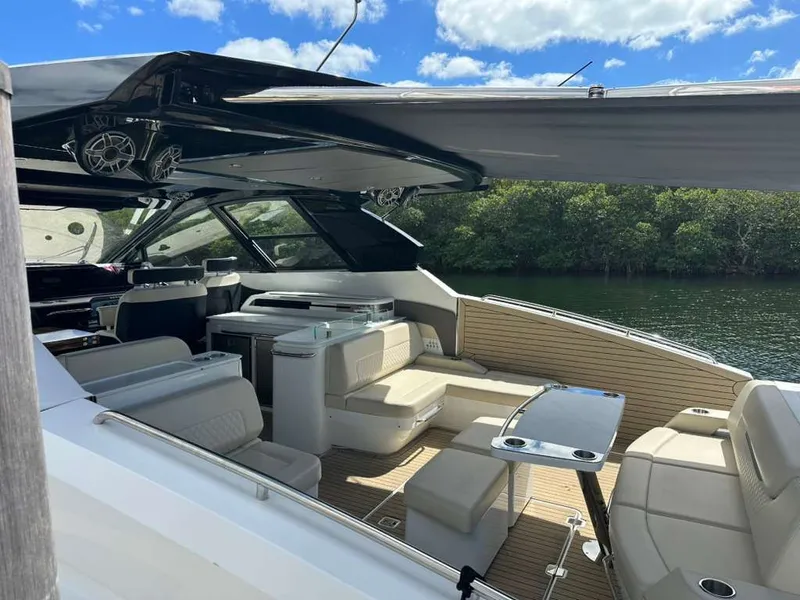 Slide: The Image of Cruisers Yachts 50 GLS 2025 - 78