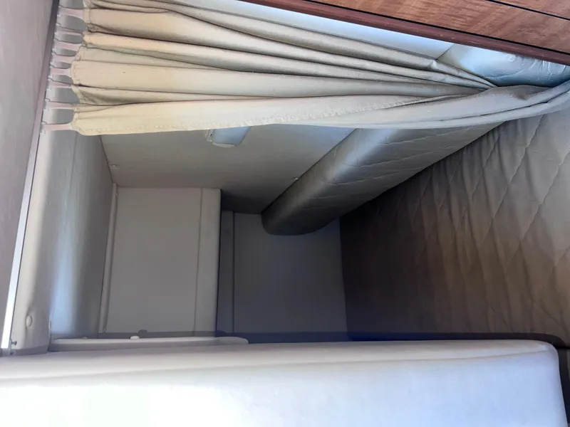 Slide: The Image of Sea Ray Sundancer 260 2006 - 16