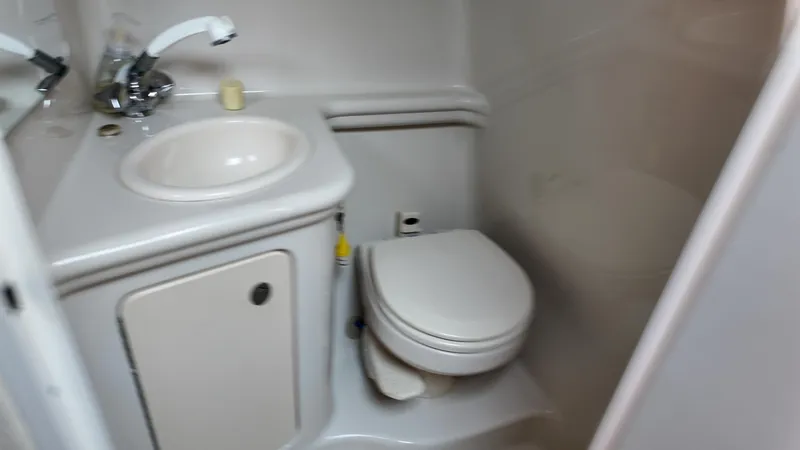 Slide: The Image of Sea Ray Sundancer 260 2006 - 26