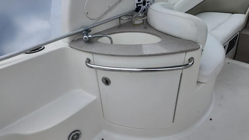 Slide: The Image of Sea Ray Sundancer 260 2006 - 4