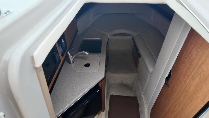 Slide: The Image of Sea Ray Sundancer 260 2006 - 9