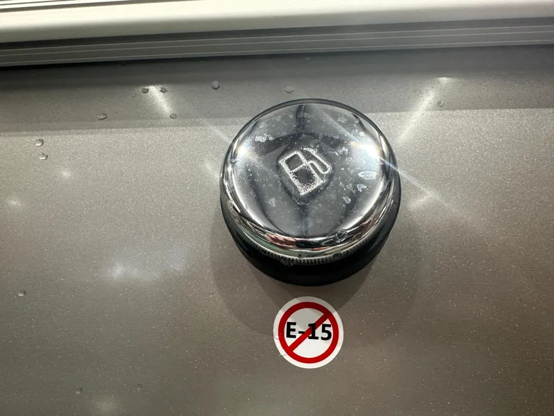 Slide: The Image of Bennington 27QFBWAT2SR 2024 - 15