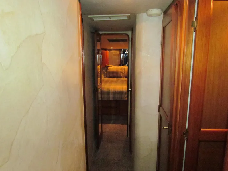 Slide: The Image of Ocean Yachts 48 Super Sport 2000 - 72