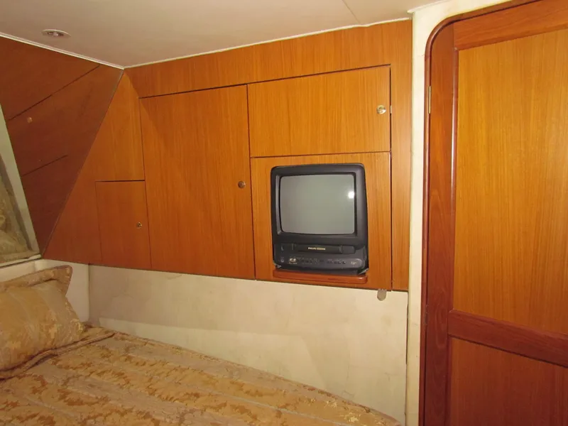 Slide: The Image of Ocean Yachts 48 Super Sport 2000 - 78