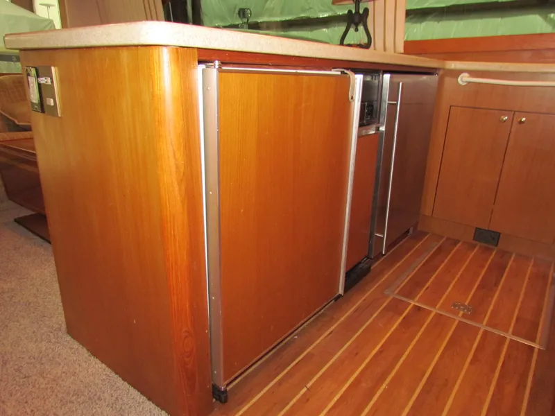 Slide: The Image of Ocean Yachts 48 Super Sport 2000 - 82