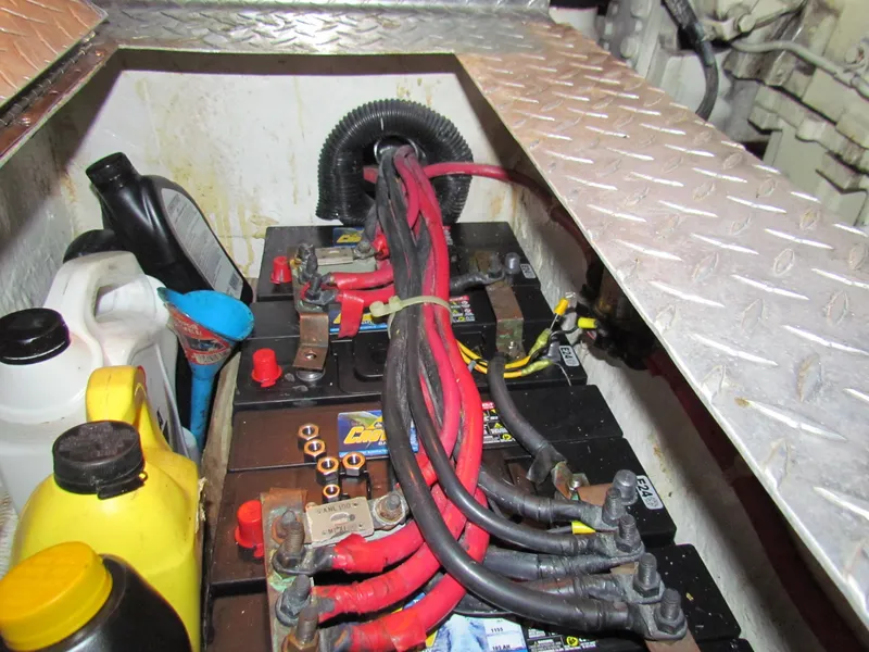 Slide: The Image of Ocean Yachts 48 Super Sport 2000 - 93