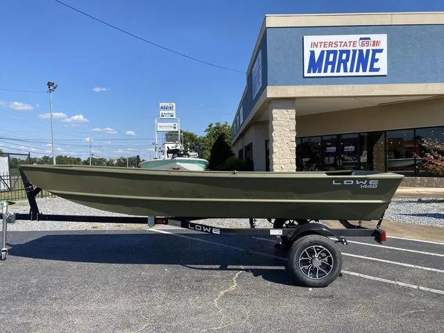 The Image of Lowe L1448 Jon 2025 - 1