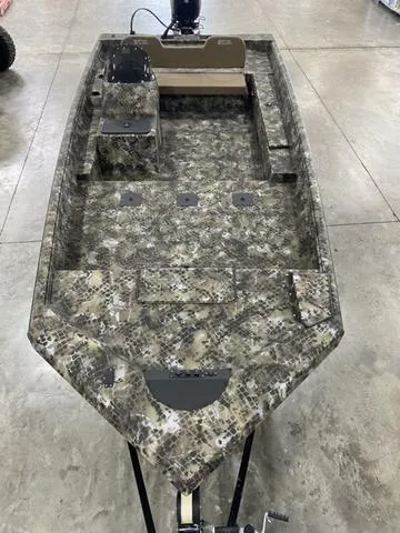 Slide: The Image of Excel Stalker 2072 Side Console 2024 - 11