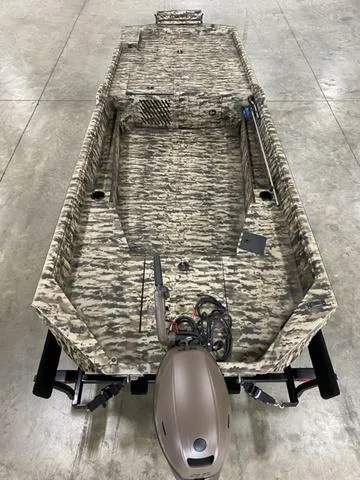 Slide: The Image of Excel Eclipse 15' 2025 - 11