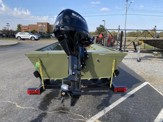 Slide: The Image of SeaArk 1648 SPECIAL W/ SUZUKI 25 TILLER 2025 - 4