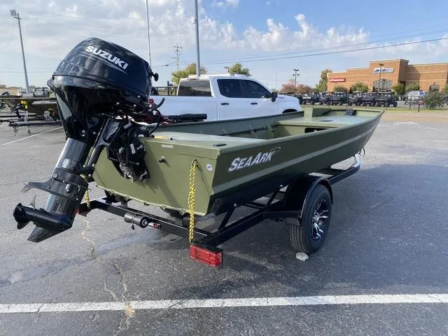 Slide: The Image of SeaArk 1648 SPECIAL W/ SUZUKI 25 TILLER 2025 - 5