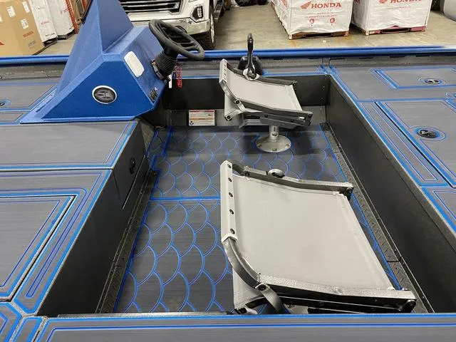 Slide: The Image of SeaArk Flex 19 2025 - 14