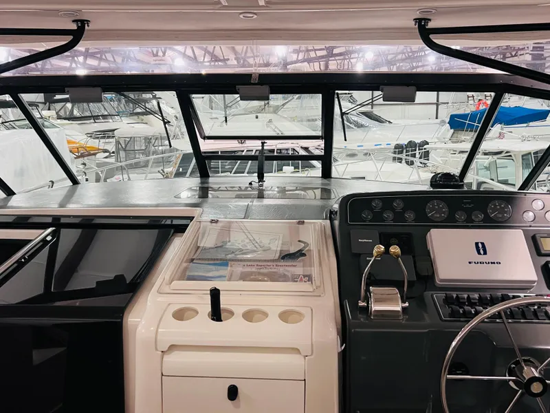 Slide: The Image of Tiara 4000 Express 2001 - 9