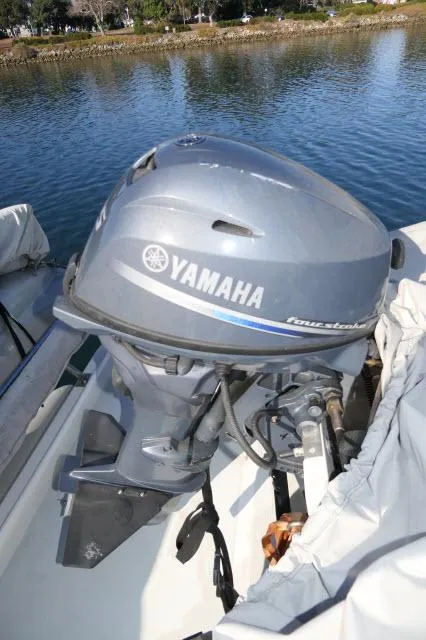 Slide: The Image of Yamaha outboard - 73
