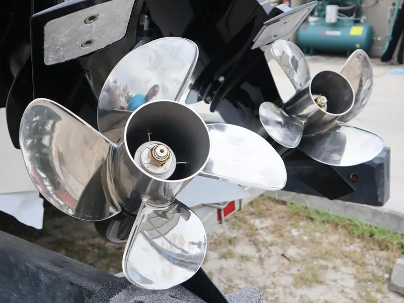 Slide: The Image of Bayliner T29 Explorer 2025 - 5