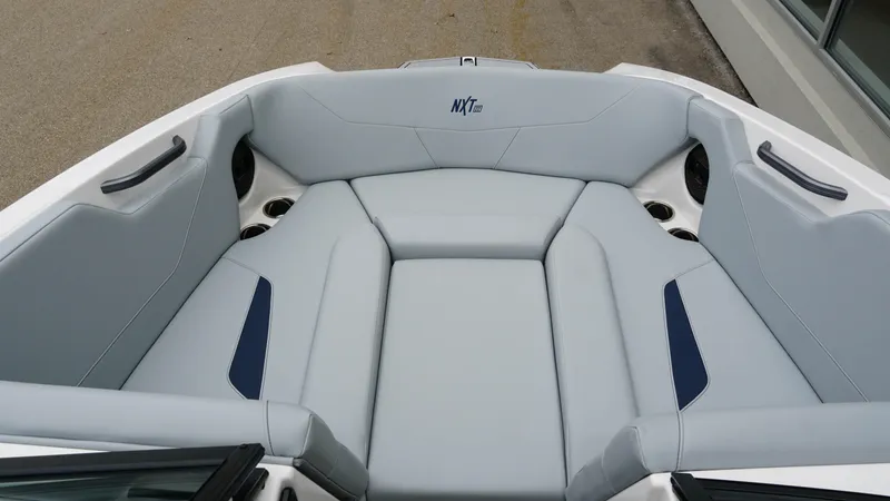 Slide: The Image of MasterCraft NXT22 2025 - 11