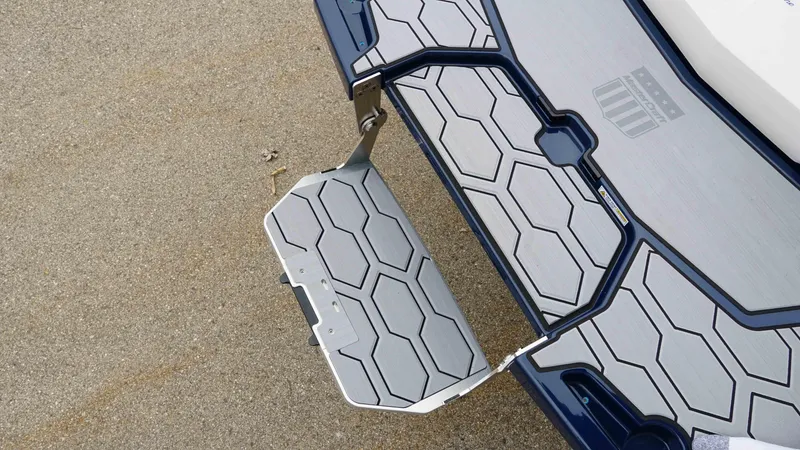 Slide: The Image of MasterCraft NXT22 2025 - 7