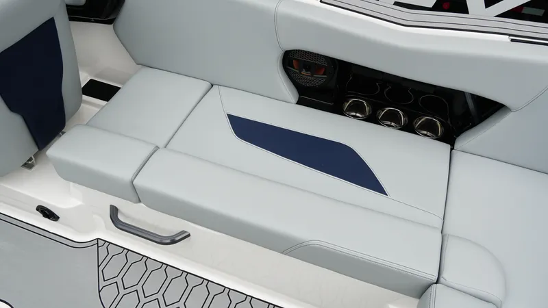 Slide: The Image of MasterCraft NXT22 2025 - 9