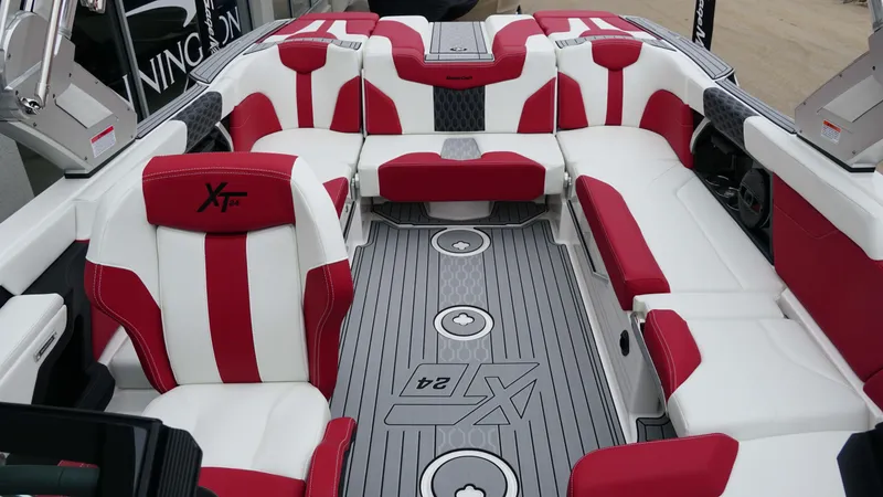 Slide: The Image of MasterCraft XT24 2025 - 18