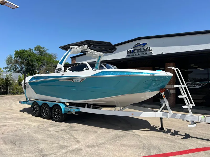 The Image of Tigé Ultré 25ZX 2025 - 1