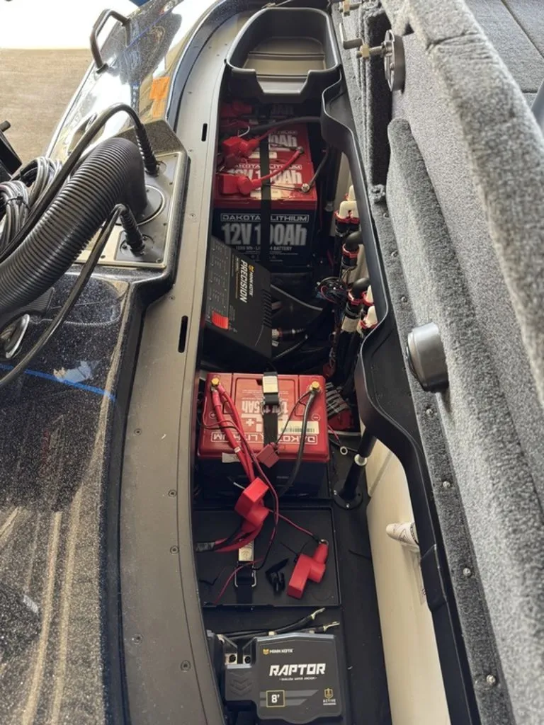 Slide: The Image of Skeeter FXR20 Limited 2025 - 11