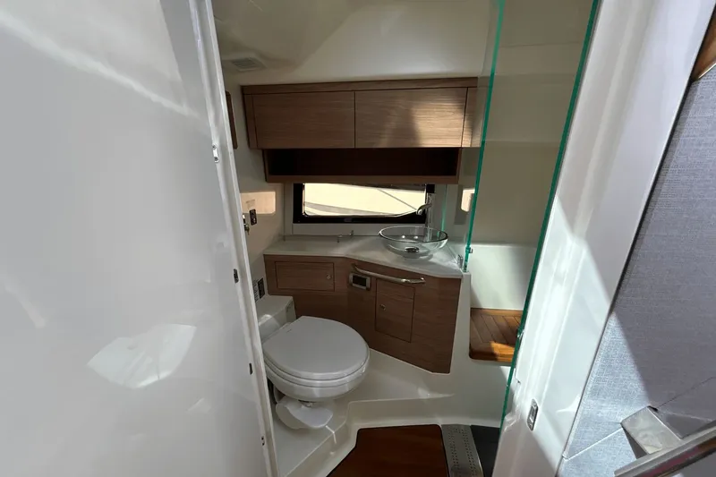 Slide: The Image of Boston Whaler 365 Conquest 2025 - 44